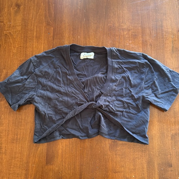 Urban National Cut Out Tee - Picture 3 of 4